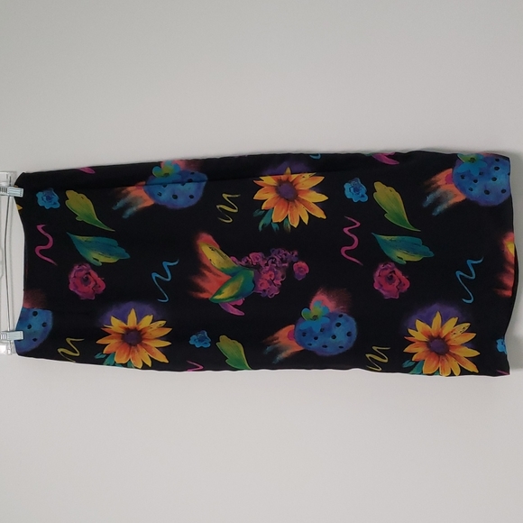 Vintage bright floral wrap-style maxi‎ skirt - Picture 10 of 12